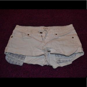 White Jean shorts in new condition